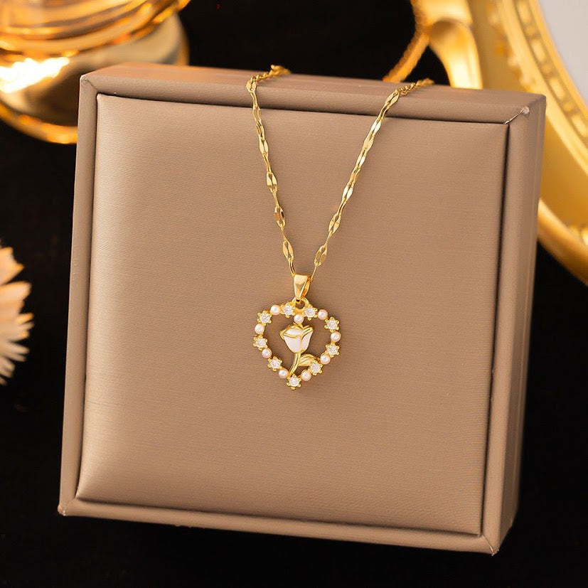 Gold‑Plated Titanium Vintage Zircon Choker