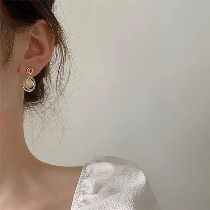 Trendy Contemporary Stud Earrings Stylish Look for Women
