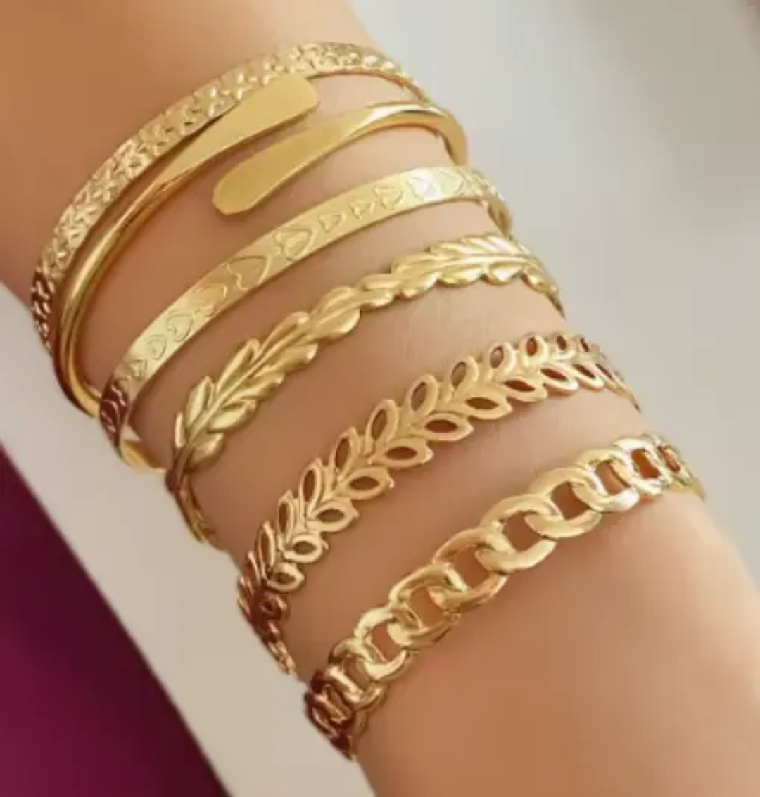 Flowra 6‑Piece Gold Bracelet Set Premium Fashion Jewelry