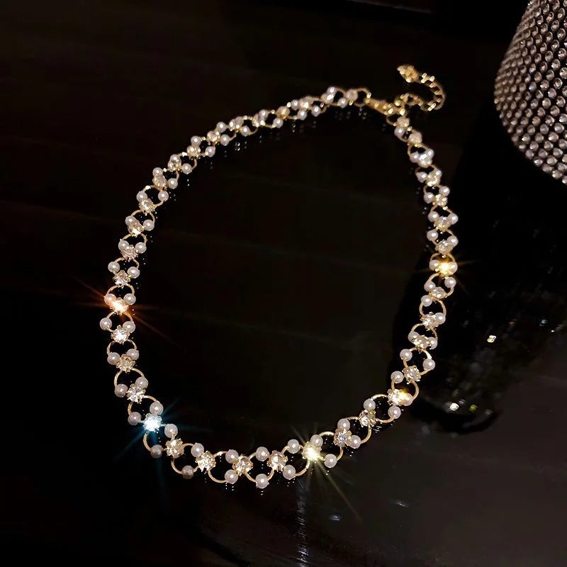 Korean Alloy Necklace for Women – Trendy & Lightweight