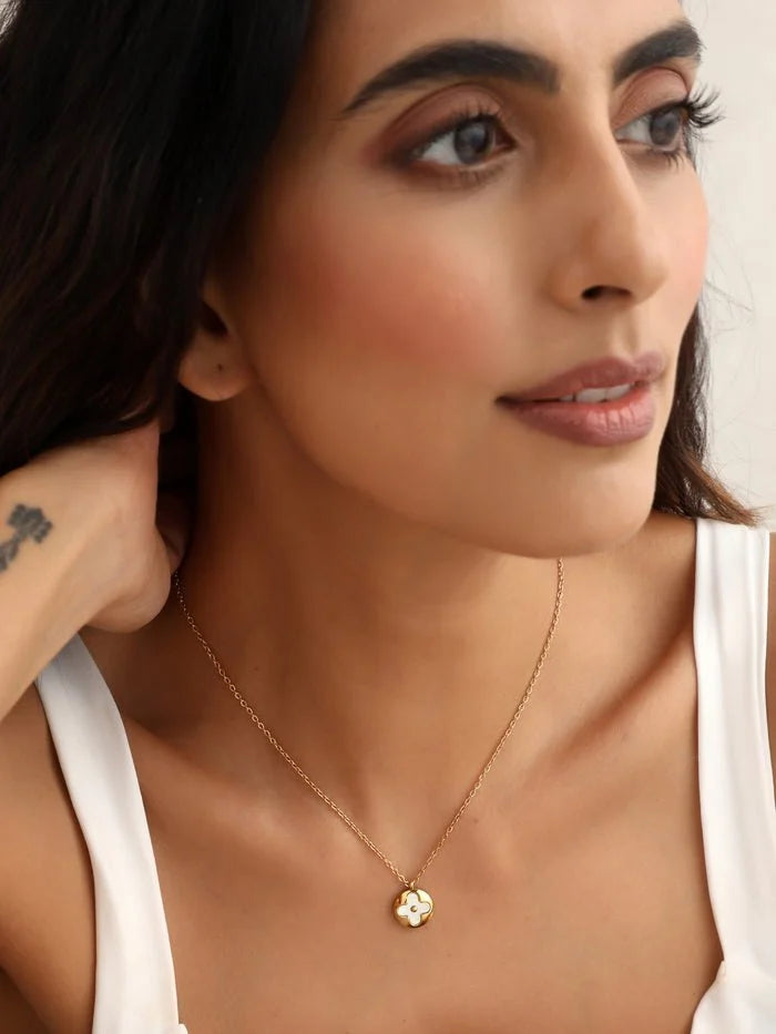 Gold Round Inside Cross Necklace
