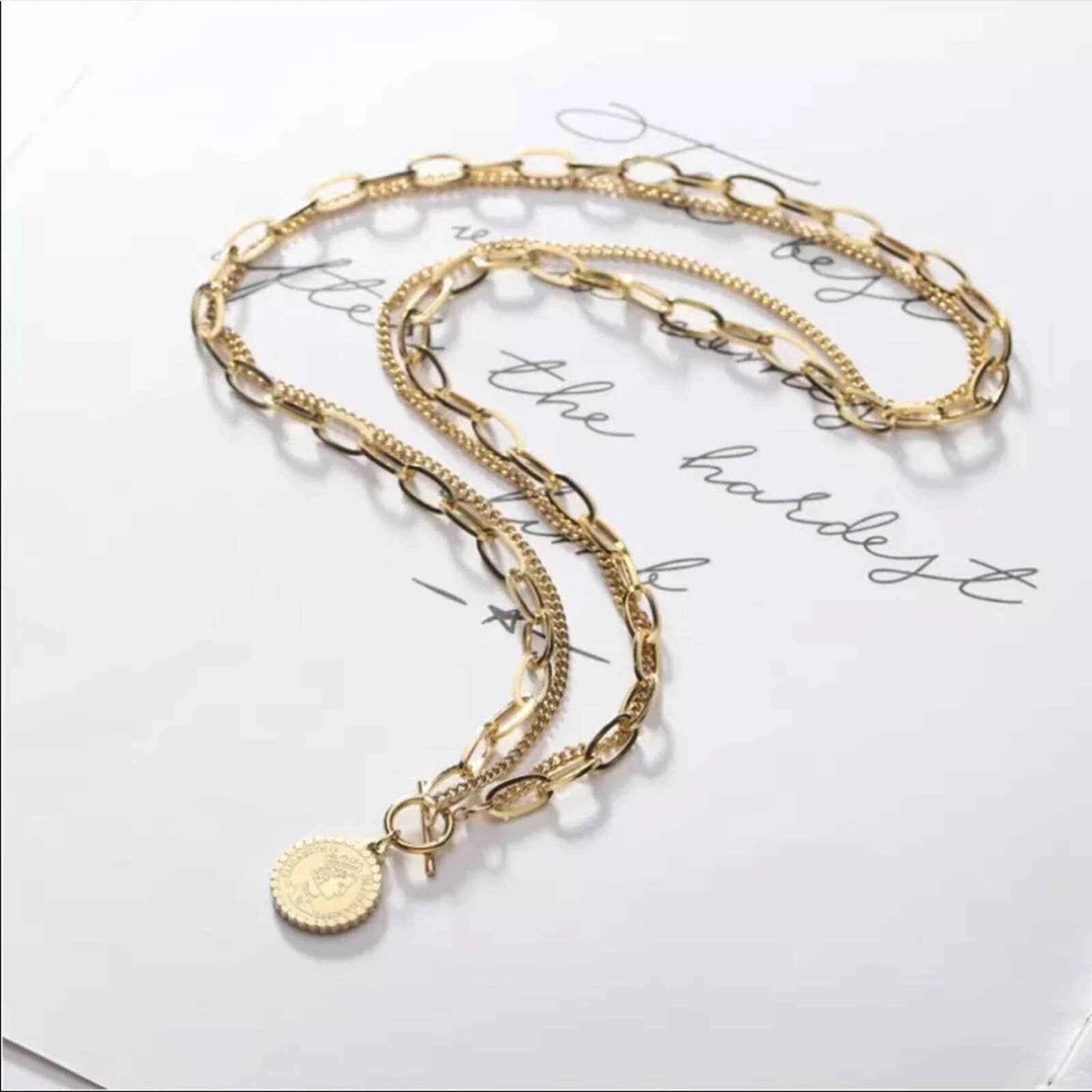 Queen's Coin Gold Pendant – Double Link Chain